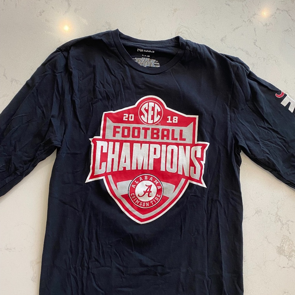 Mens sz S long sleeve 2018 SEC champ tshirt